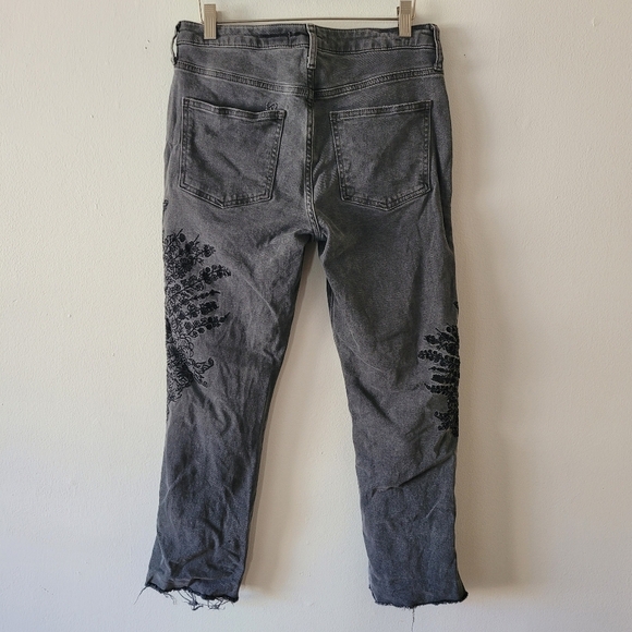 We The Free Embroidered‎ Floral Denim Pants Raw Hem Gray / Black Size 27 Jeans - Picture 9 of 16